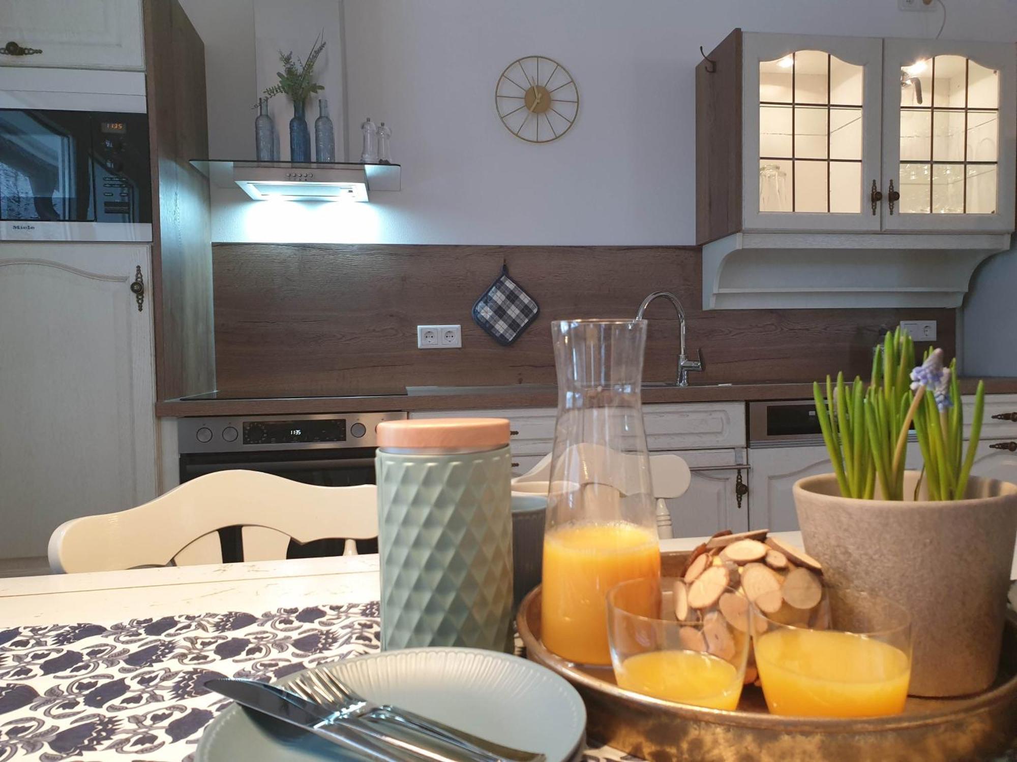 Fewo Winter In Der Villa Waldrand Mit Zwei Balkonen บาดวึนเน็นแบร์ก ภายนอก รูปภาพ